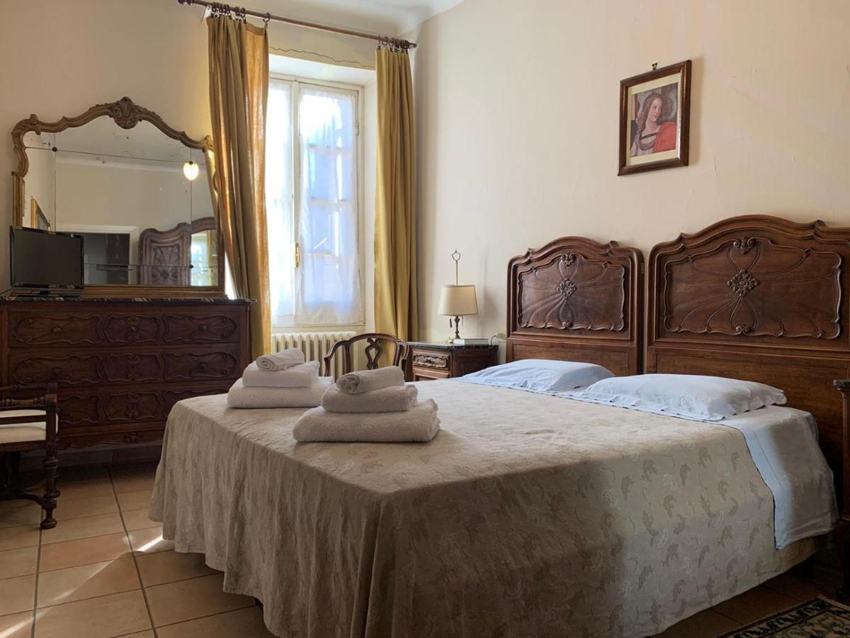 Albergo Dell'Angelo Pieve di Teco Bagian luar foto